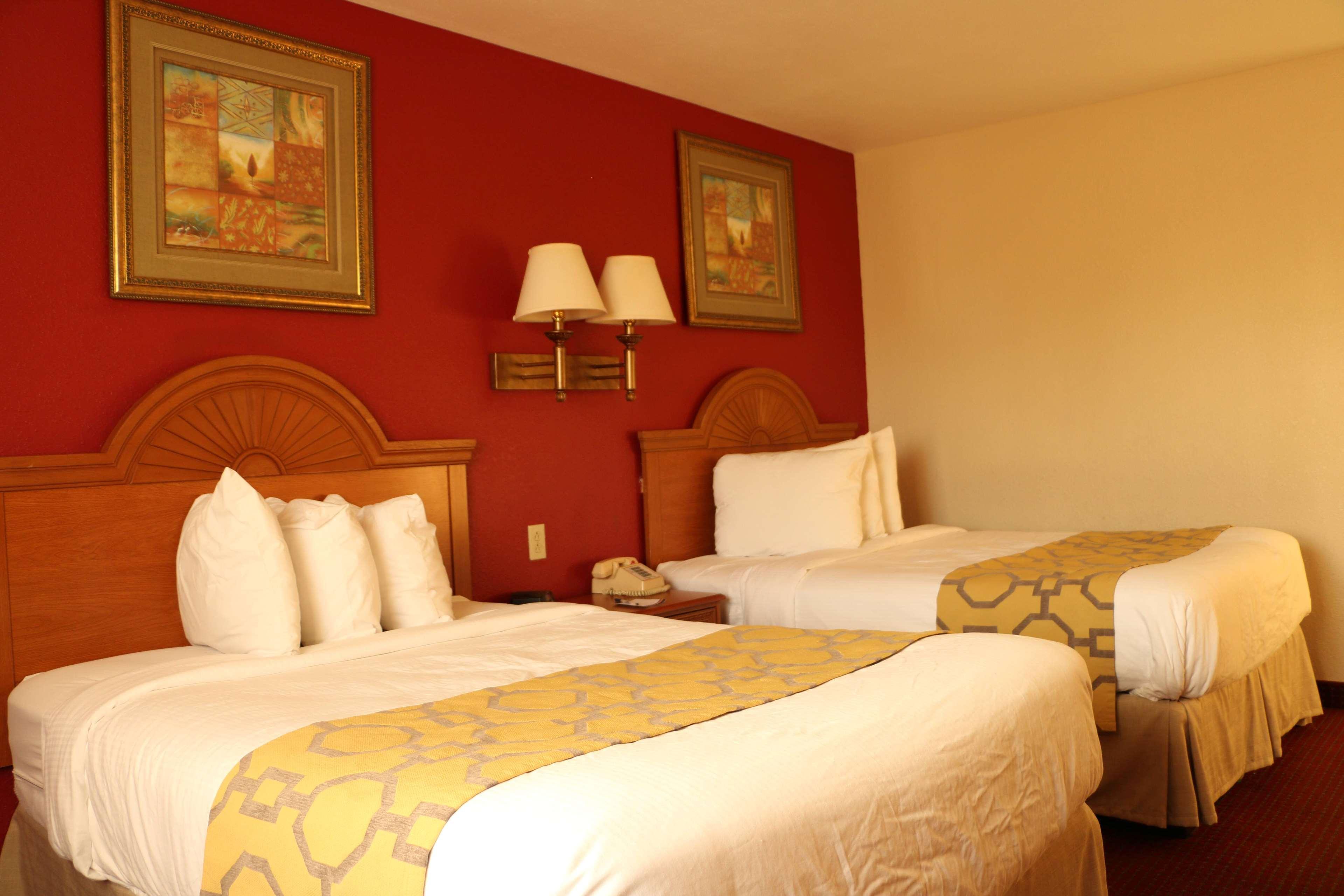 فندق Baymont By Wyndham Perrysburg-Toledo المظهر الخارجي الصورة