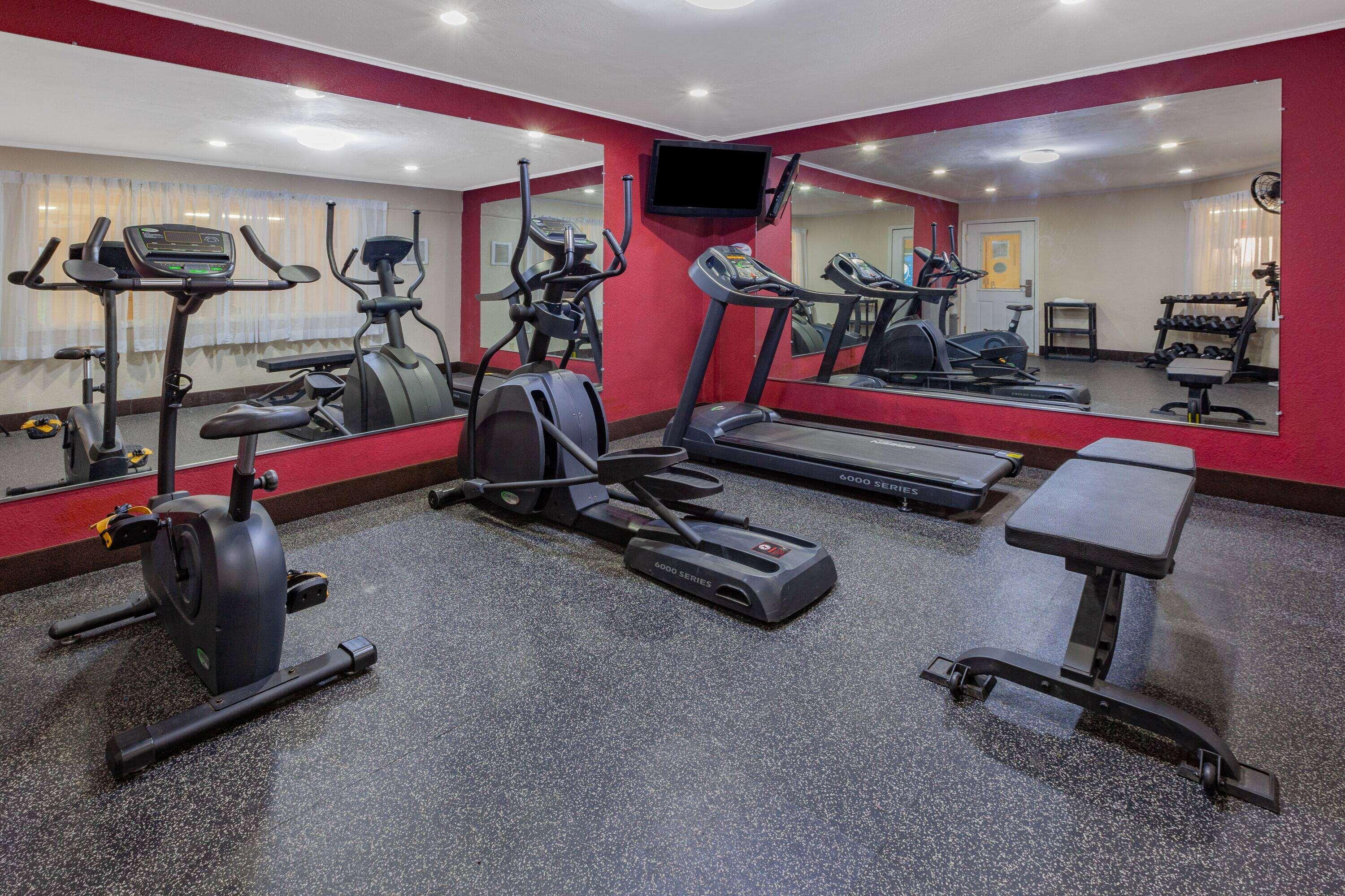 فندق Baymont By Wyndham Perrysburg-Toledo المظهر الخارجي الصورة